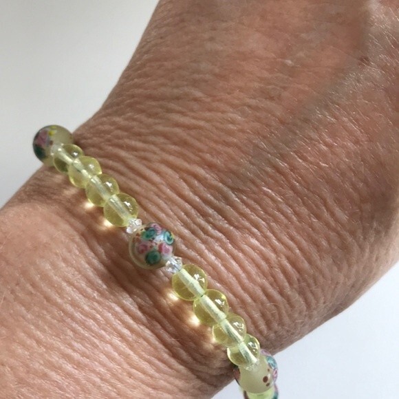 Vintage Hand Painted Flower Frosted Glass Beads Lemon Silver Clasp Bracelet 8 In - Picture 7 of 8